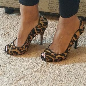 Nine west Pumps ( Buy 1 get 1 half off )